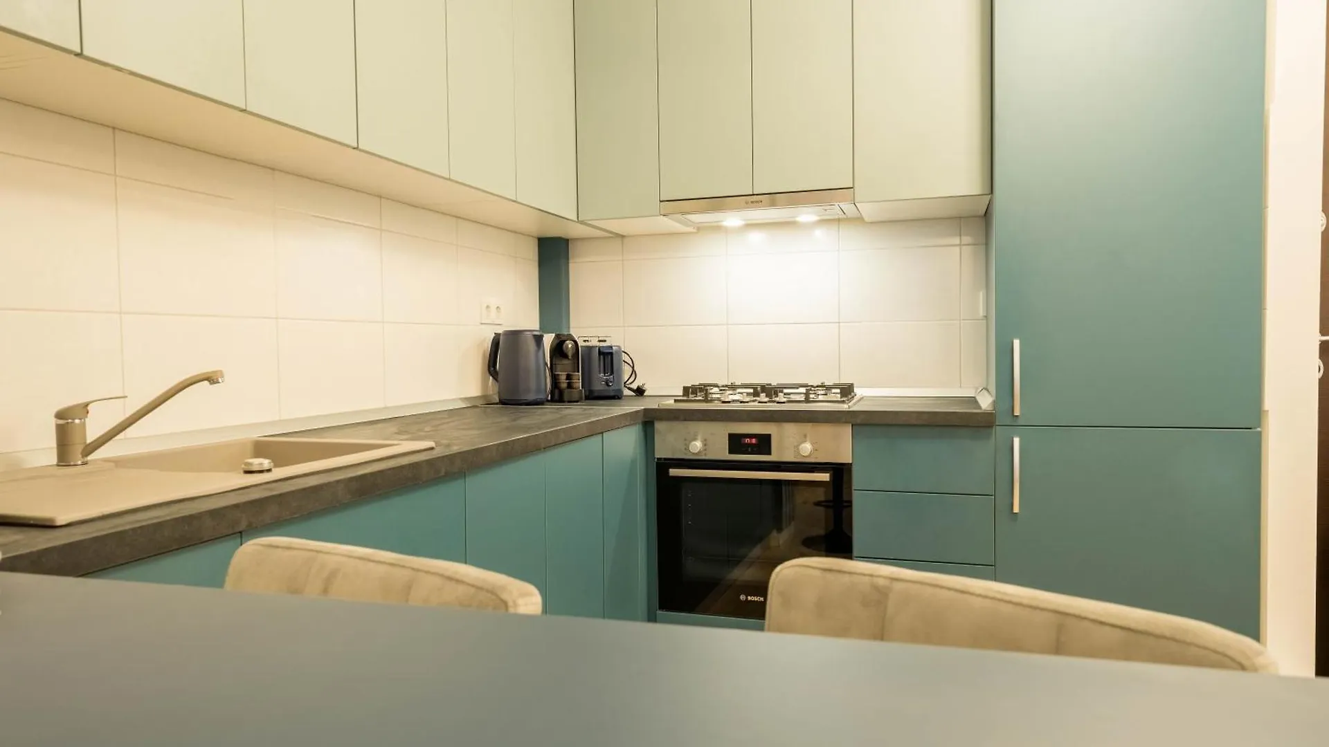 Blue Spot - Chic Pipera Getaway With Balcony Apartment Bucharest Romania